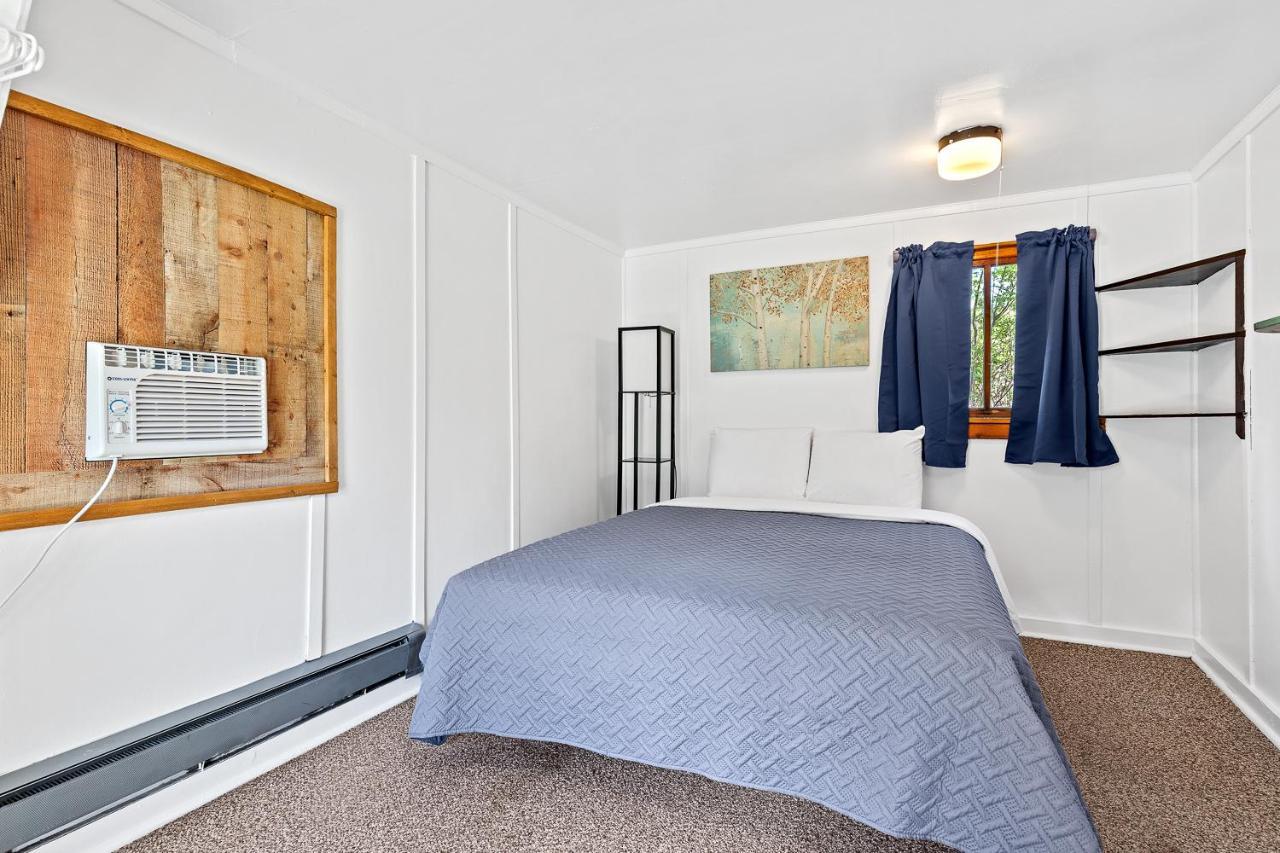 Harney Camp Cabins Hill City Buitenkant foto